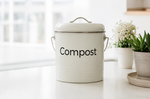 Kitchen compost bin
